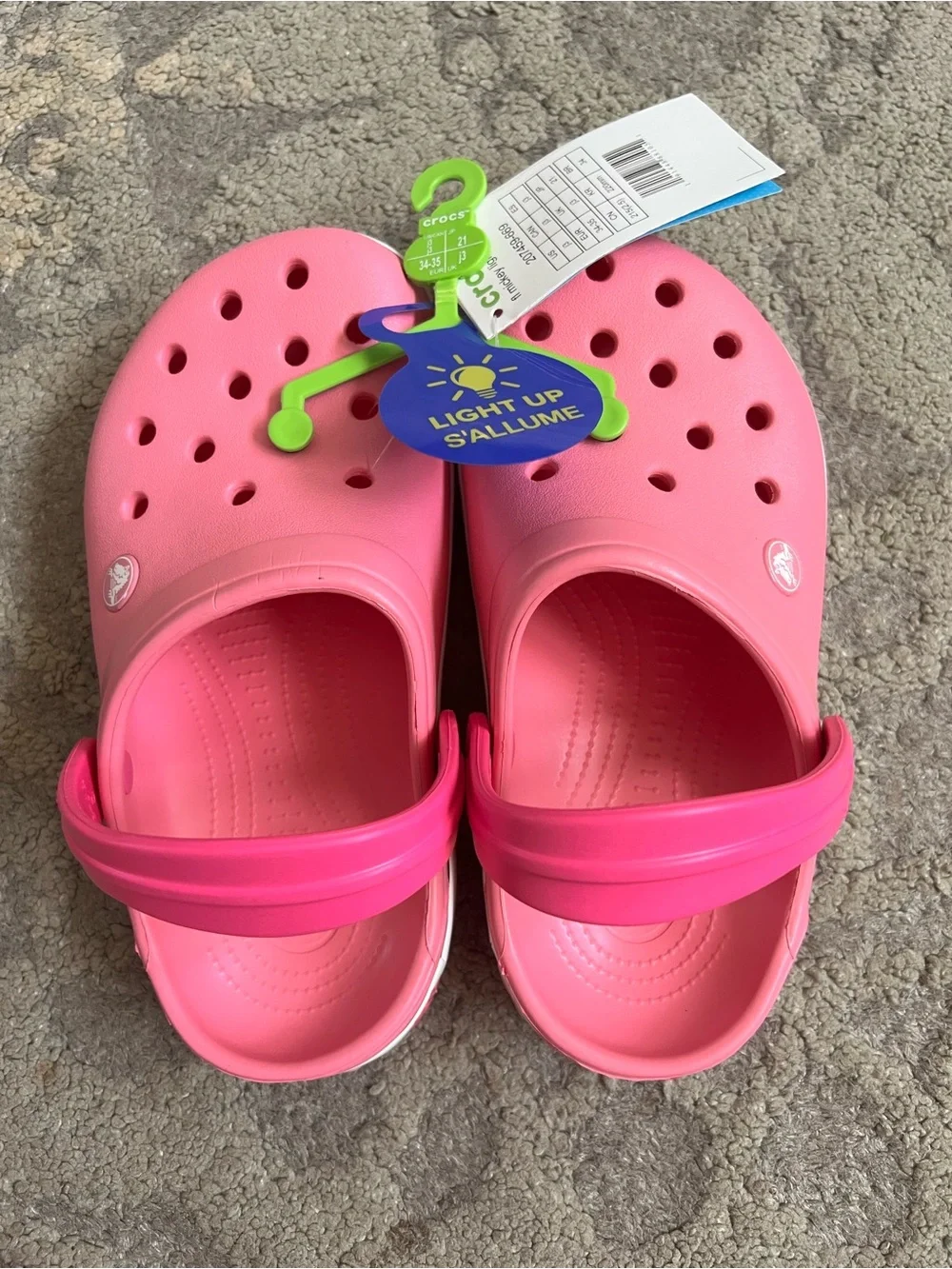 NWT❤️CROCS Kids Bright Pink Clog Sandals with Character Trim